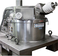 Decanter centrifuge with motorized liquid skimmer