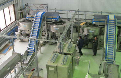 Four automatic hydroextactors coupled with feed conveyors and discharge lines – 2 continouous lines